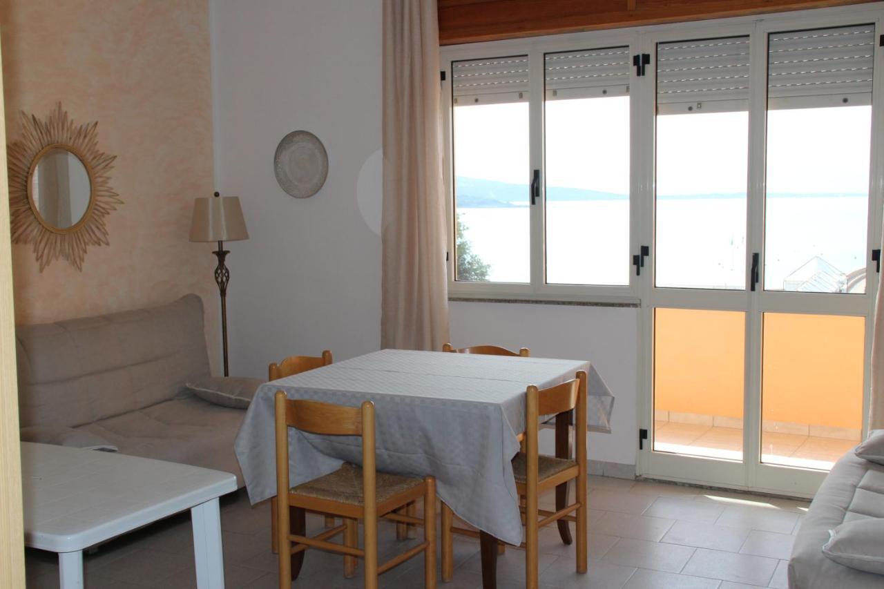 Borgo Spiaggia Vista Mare Isola Rossa Eksteriør billede