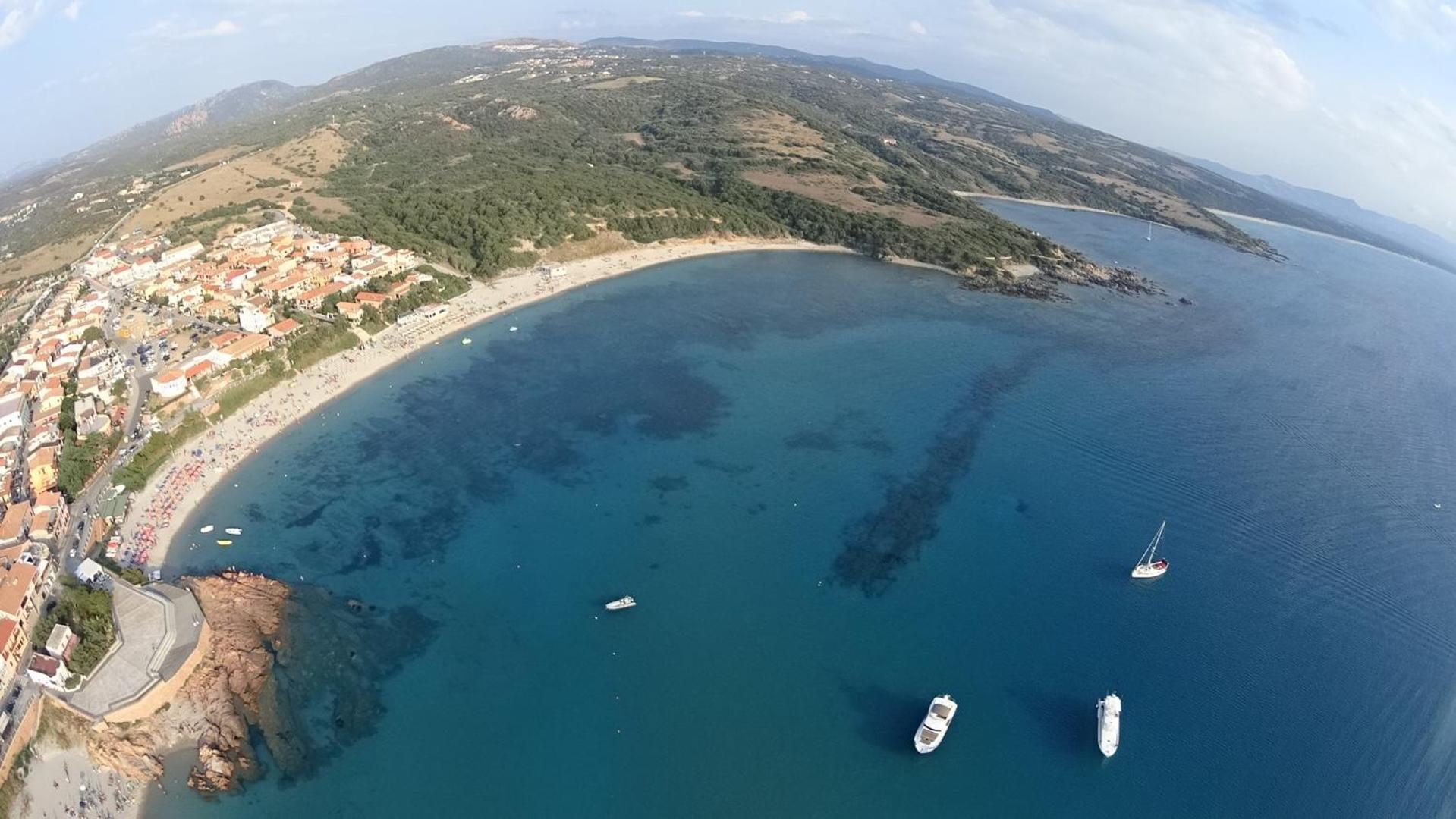 Borgo Spiaggia Vista Mare Isola Rossa Eksteriør billede