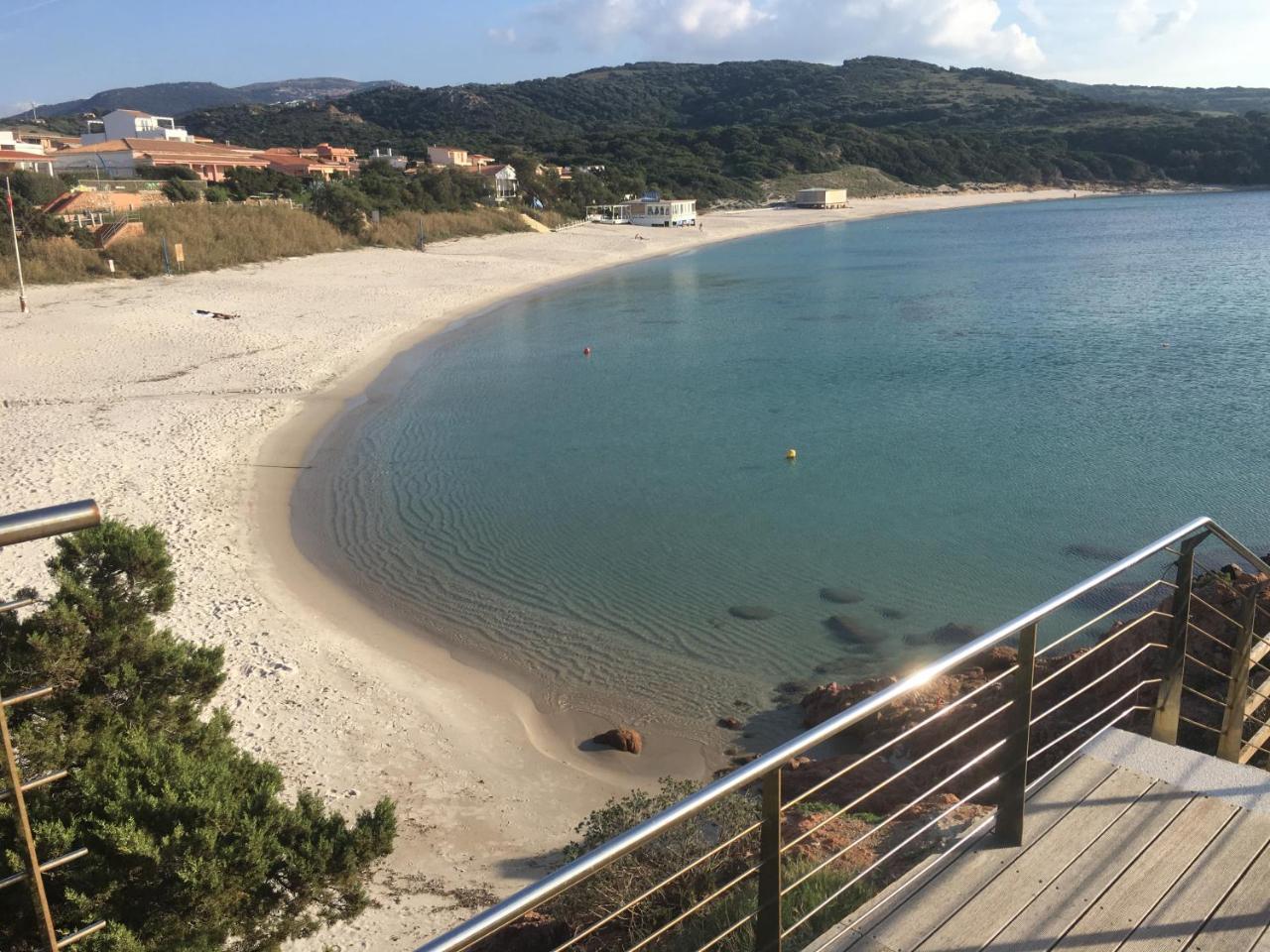Borgo Spiaggia Vista Mare Isola Rossa Eksteriør billede